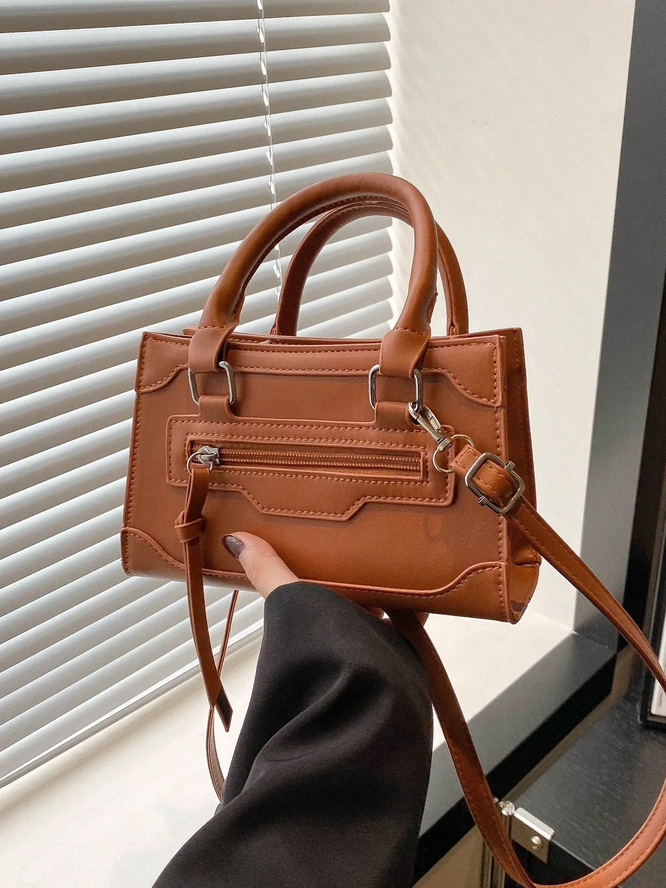 A New Fall And Winter Season Retro Fashion Leopard Print Mini Handbag Square Bag