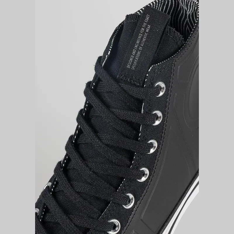 Chuck 70 Hi - Black/White
