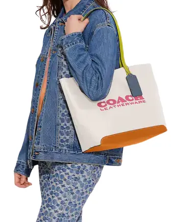 Coach Kia Tote In Colorblock