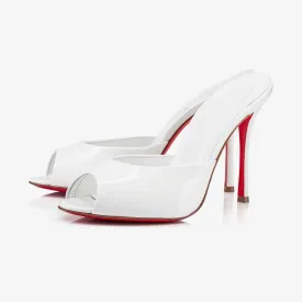 Eye-catching White Patent Leather Pump