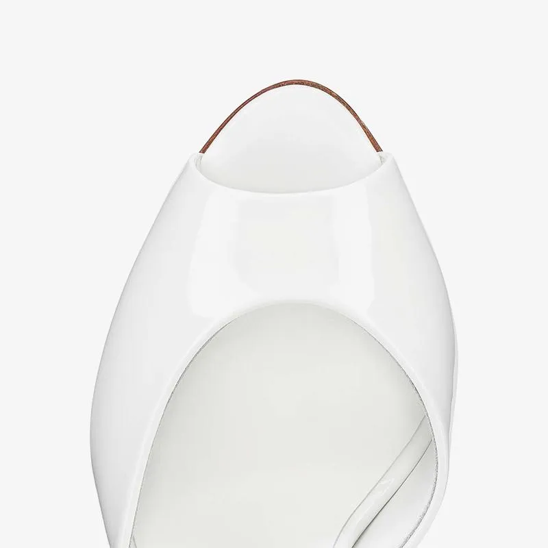 Eye-catching White Patent Leather Pump
