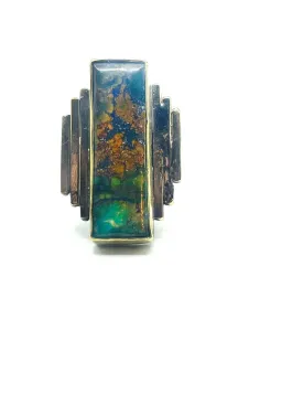 Structure In Paradise Ring
