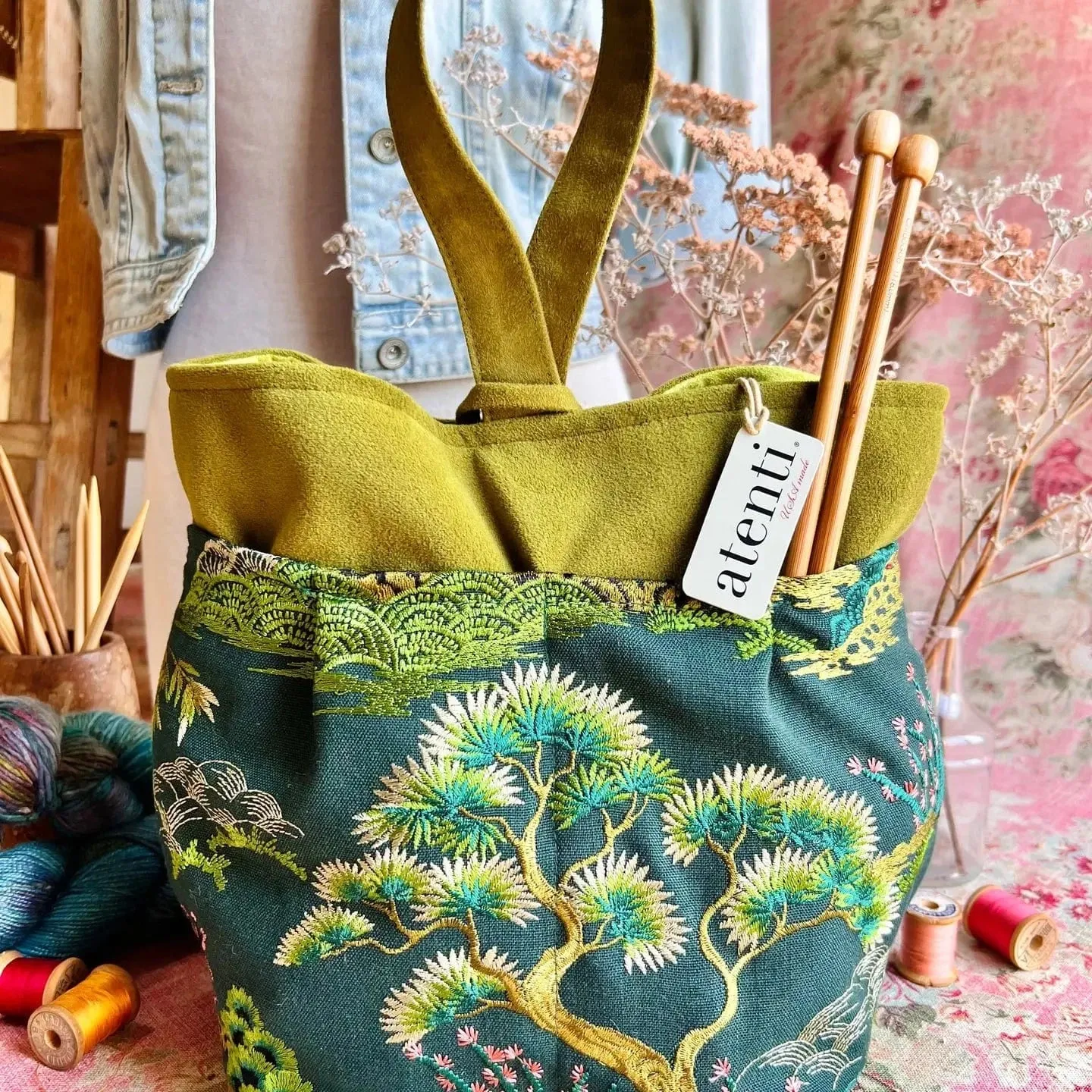 The Tall Caddy Bag